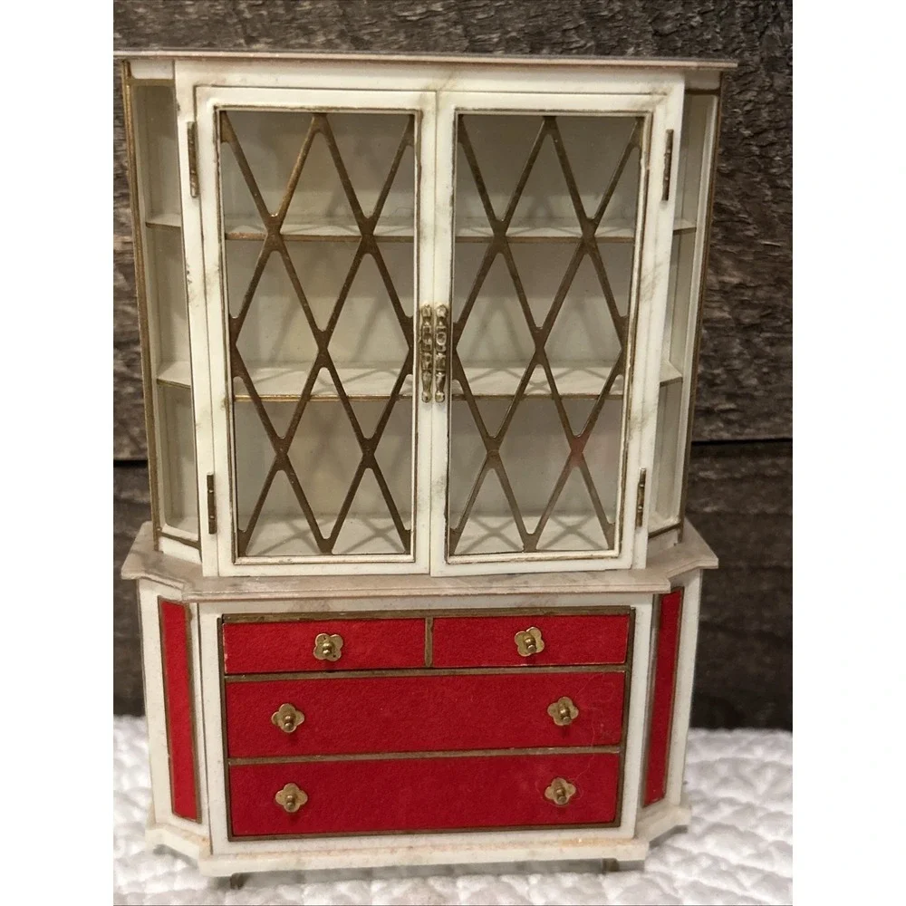 Vintage Ideal Petite Princess Hutch with Red Velvet Drawers – 1960s Dollhouse‎